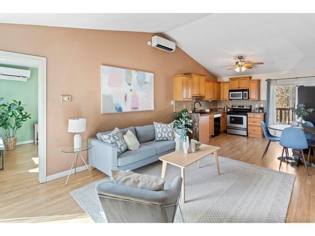 4753 S Clay Ct, Englewood, CO 80110