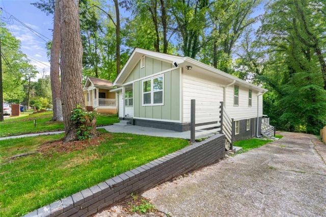 754 S Grand Avenue NW, Atlanta, GA 30318