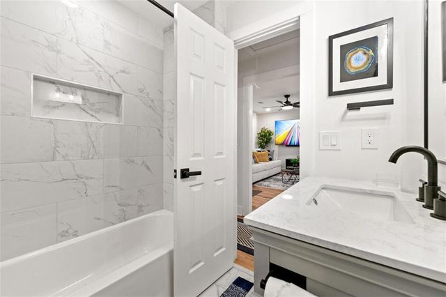 754 S Grand Avenue NW, Atlanta, GA 30318