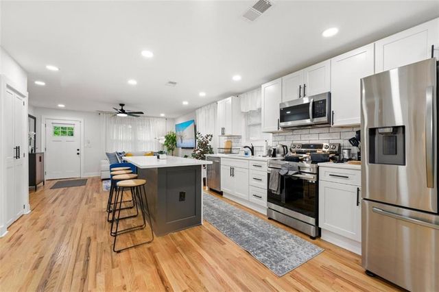 754 S Grand Avenue NW, Atlanta, GA 30318
