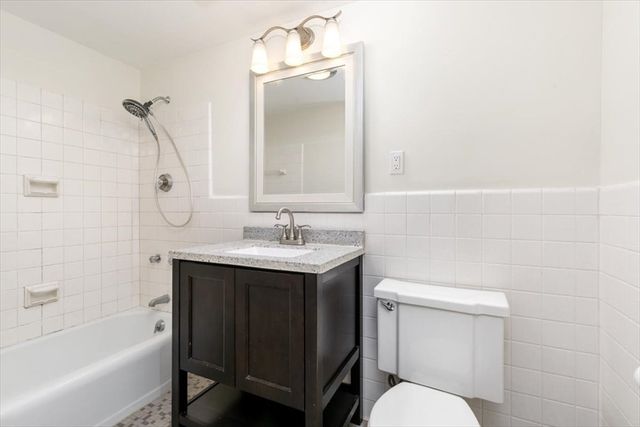 5 Porter Road 101, Andover, MA 01810