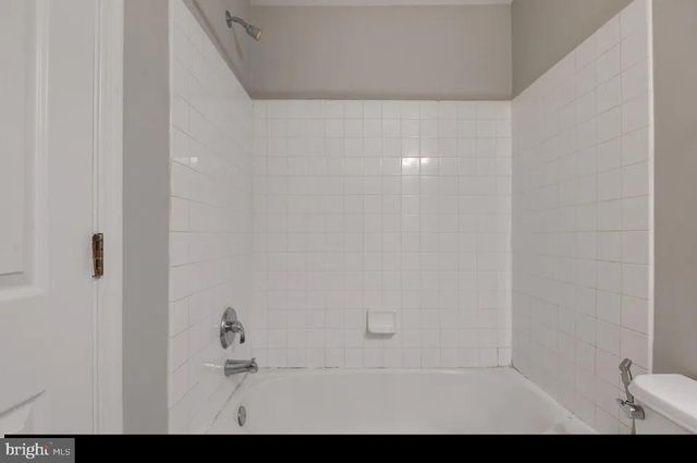 13118 ROSE PETAL CIR, Herndon, VA 20171