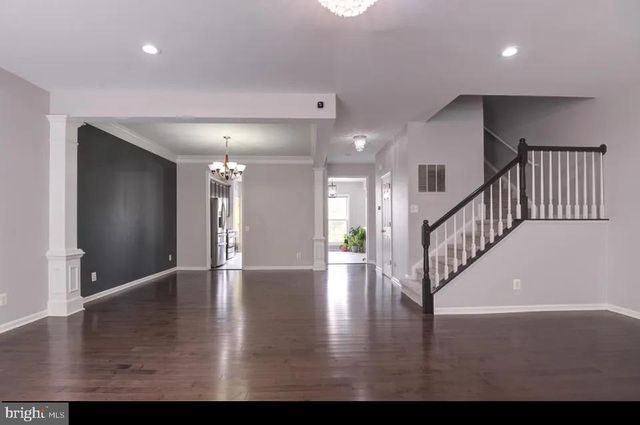 13118 ROSE PETAL CIR, Herndon, VA 20171