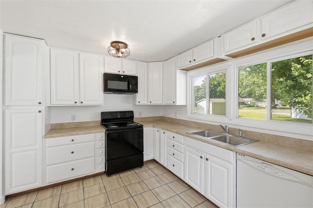 310 N John Street, Decatur, MI 49045