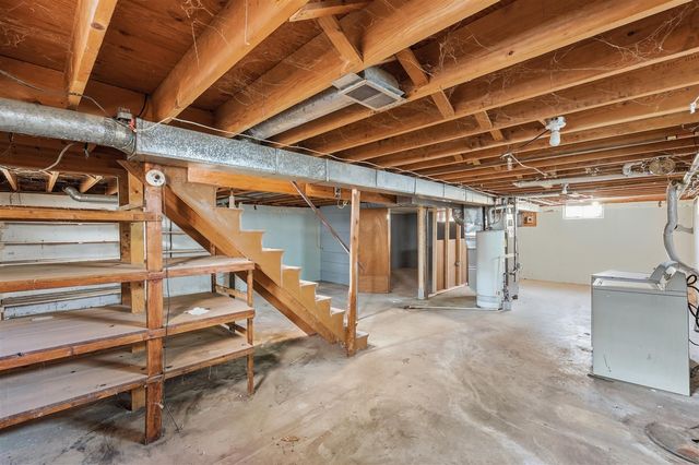 310 N John Street, Decatur, MI 49045