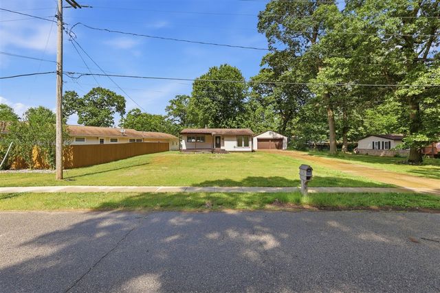 310 N John Street, Decatur, MI 49045