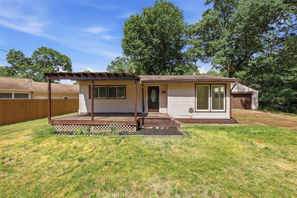 310 N John Street, Decatur, MI 49045