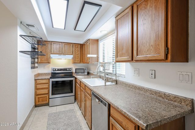 3501 N 64TH Street 16, Scottsdale, AZ 85251