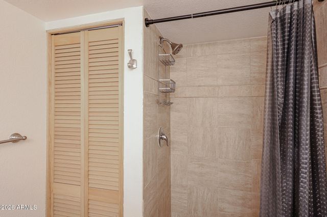 3501 N 64TH Street 16, Scottsdale, AZ 85251