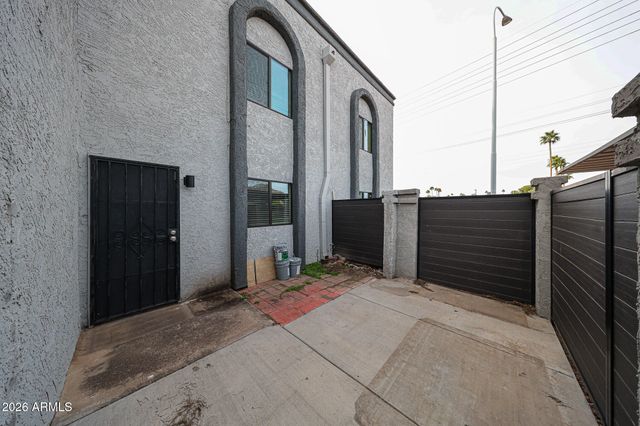 3501 N 64TH Street 16, Scottsdale, AZ 85251