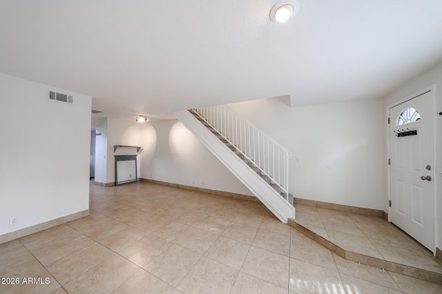 3501 N 64TH Street 16, Scottsdale, AZ 85251