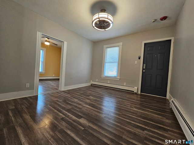 28 Short Street, New Britain, CT 06051