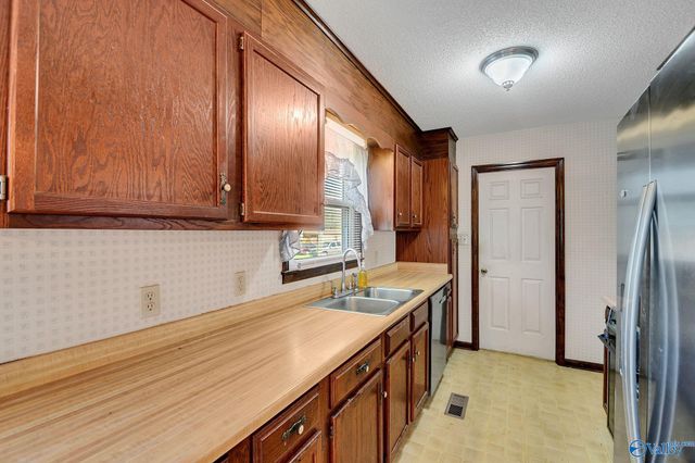 1203 North Malone Street, Athens, AL 35611