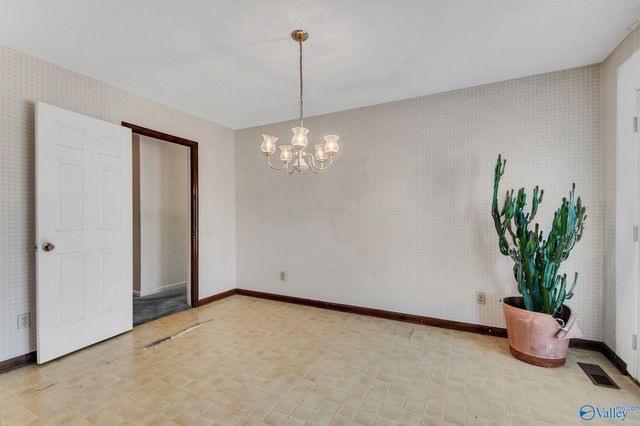 1203 North Malone Street, Athens, AL 35611