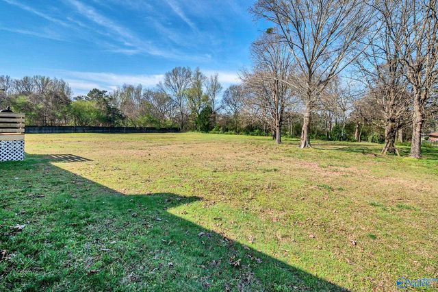 1203 North Malone Street, Athens, AL 35611