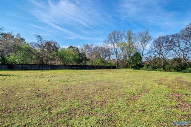 1203 North Malone Street, Athens, AL 35611