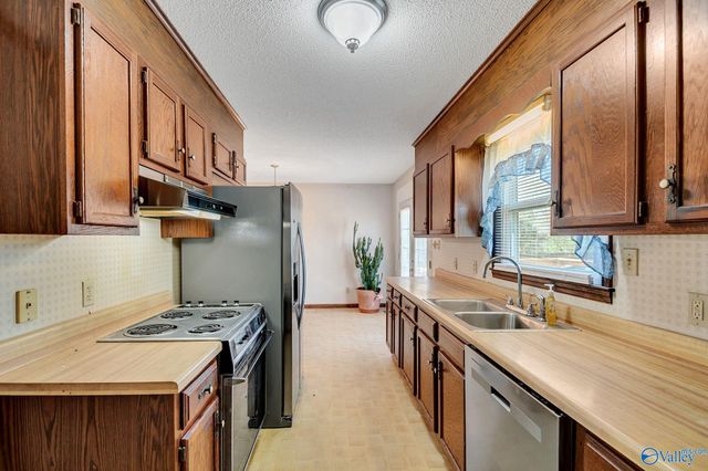 1203 North Malone Street, Athens, AL 35611