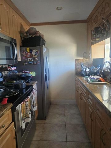 10106 SW 20th Street, Miami, FL 33165