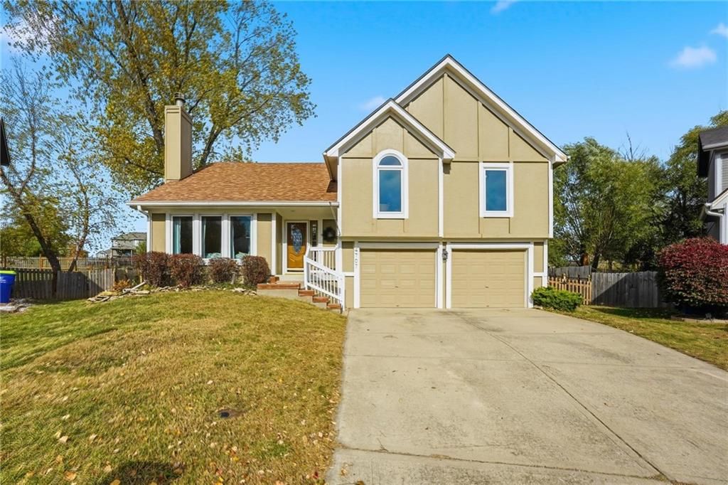 4707 Noreston Street, Shawnee, KS 66226