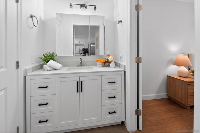 8034 Linda Vista 1L, San Diego, CA 92111