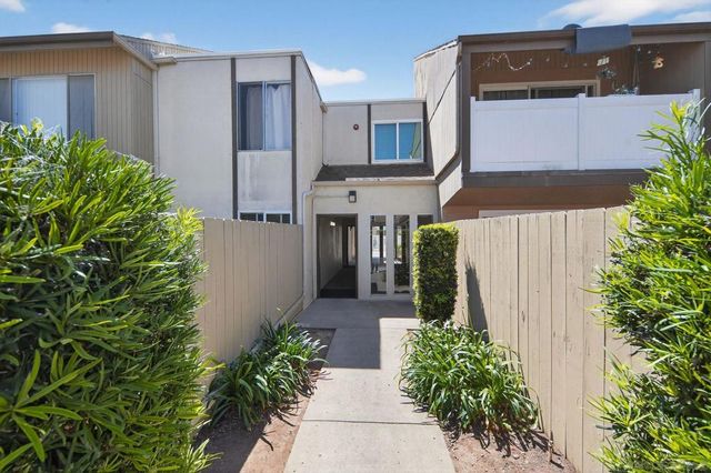 8034 Linda Vista 1L, San Diego, CA 92111