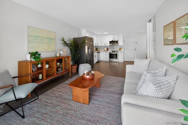 8034 Linda Vista 1L, San Diego, CA 92111