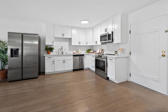 8034 Linda Vista 1L, San Diego, CA 92111