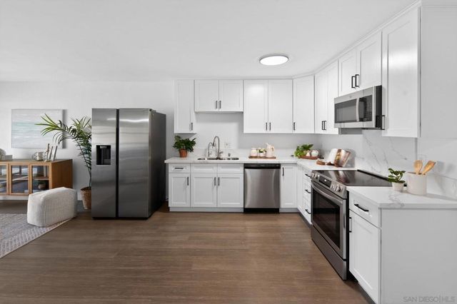 8034 Linda Vista 1L, San Diego, CA 92111