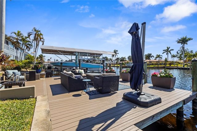 1754 Beach PKWY, Cape Coral, FL 33904