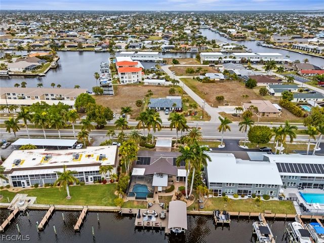 1754 Beach PKWY, Cape Coral, FL 33904
