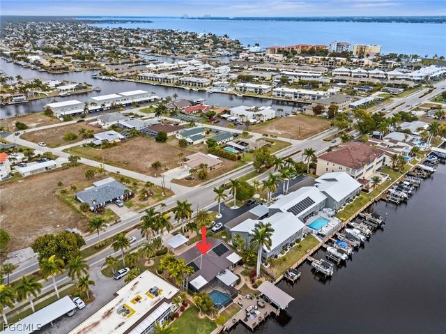 1754 Beach PKWY, Cape Coral, FL 33904