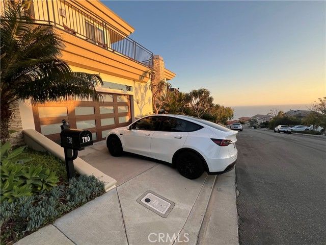 750 Bolsana Drive, Laguna Beach, CA 92651