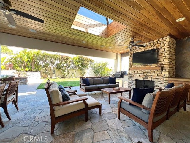 750 Bolsana Drive, Laguna Beach, CA 92651