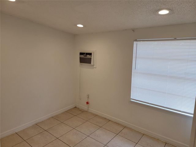 1375 MYRTLE STREET, Sarasota, FL 34234