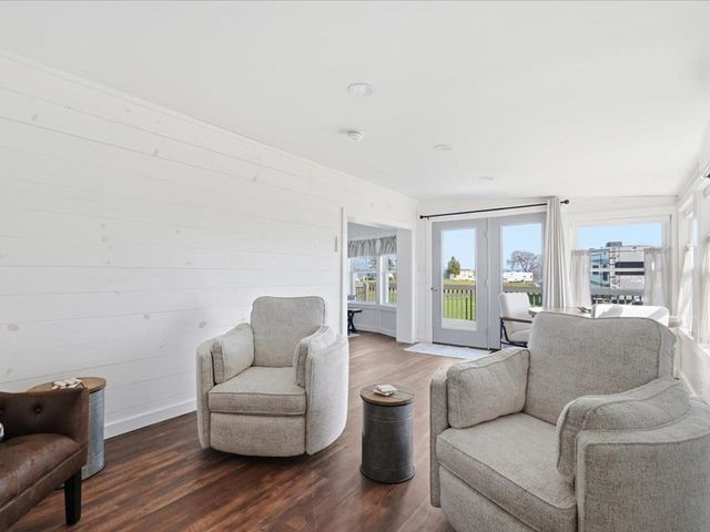10 Gull Lane, South Hero, VT 05486