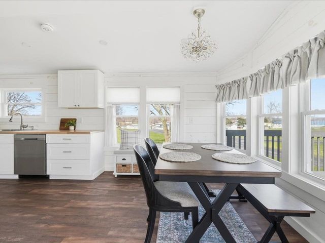 10 Gull Lane, South Hero, VT 05486
