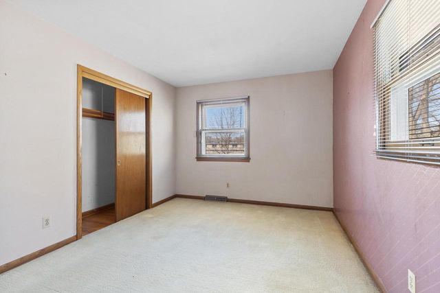 2744 N Park DRIVE, Wauwatosa, WI 53222