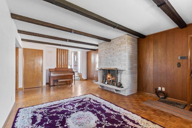 2744 N Park DRIVE, Wauwatosa, WI 53222