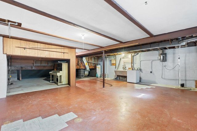 2744 N Park DRIVE, Wauwatosa, WI 53222