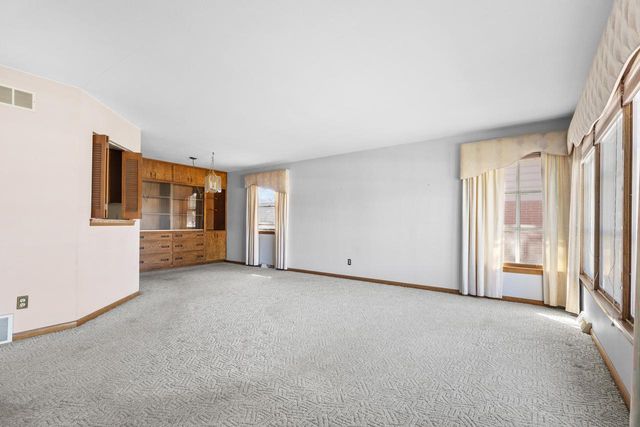 2744 N Park DRIVE, Wauwatosa, WI 53222