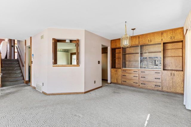 2744 N Park DRIVE, Wauwatosa, WI 53222