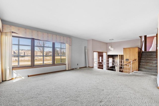 2744 N Park DRIVE, Wauwatosa, WI 53222