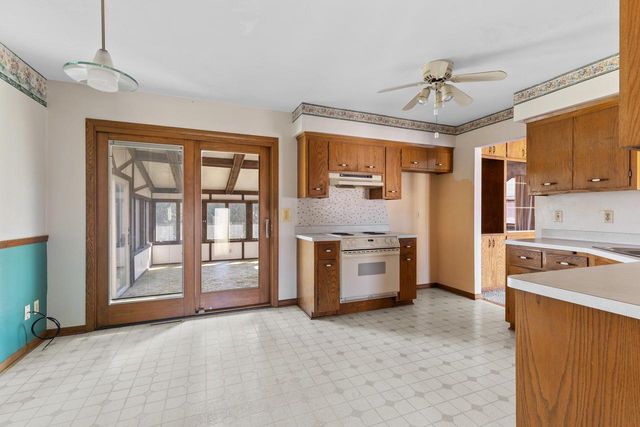 2744 N Park DRIVE, Wauwatosa, WI 53222