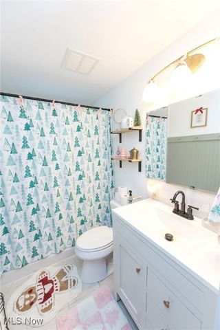 975 Colony Drive, Aurora, OH 44202