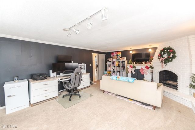 975 Colony Drive, Aurora, OH 44202