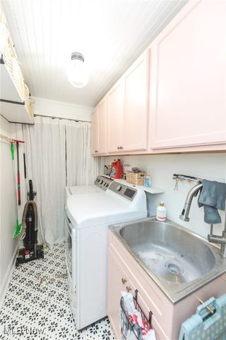 975 Colony Drive, Aurora, OH 44202