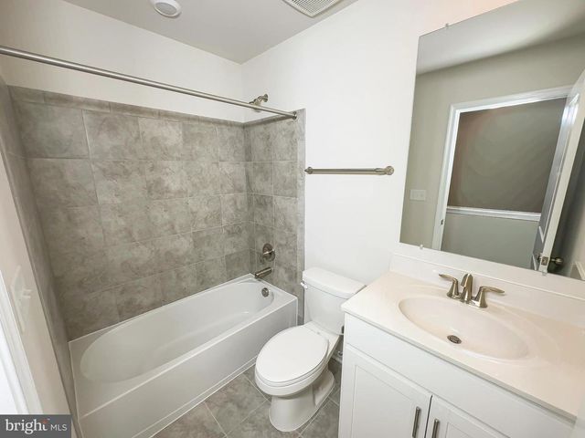 5615 LUDLOW PL, White Plains, MD 20695