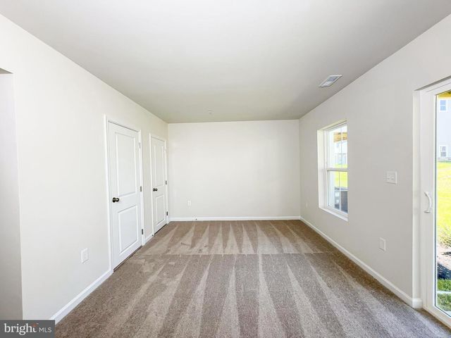 5615 LUDLOW PL, White Plains, MD 20695