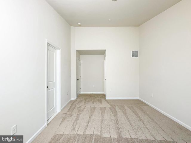 5615 LUDLOW PL, White Plains, MD 20695