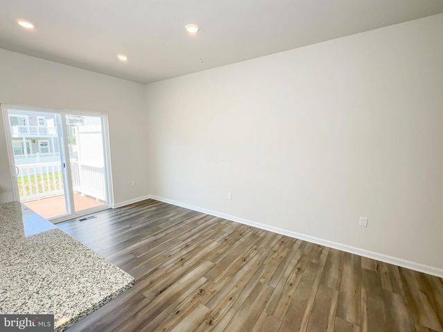 5615 LUDLOW PL, White Plains, MD 20695